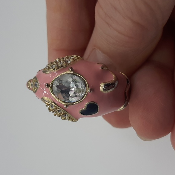 BETSEY JOHNSON Pink and Gold Elephant Ring - Picture 4 of 5